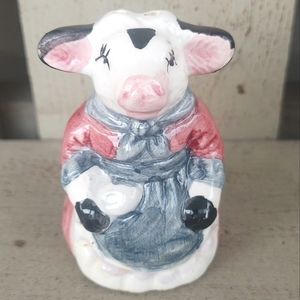 Vintage 1950's Ceremic Dairying Holstein Cow With Apron Replacement Salt Shaker